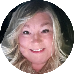 KRISTI STROUF available notary in SIDNEY, MT - 59270