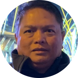 Derick  Equiza  available notary in Valencia , CA - 91354