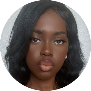 Danielle White available notary in Daytona Beach, FL - 32117