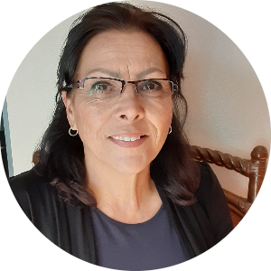 Melissa Dominguez available notary in Oxnard, CA - 93033