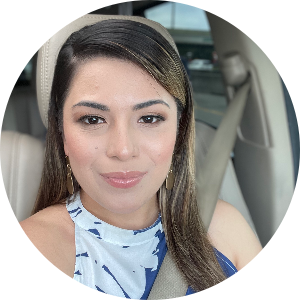 Adriana Delgado available notary in Conroe, TX - 77304