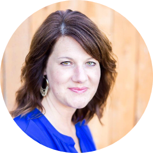 Claire Leighton available notary in Oregon City, OR - 97045