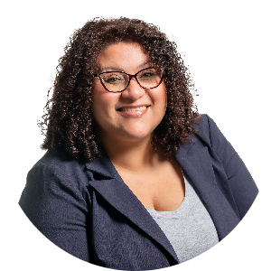 Esmeralda  Garcia  available notary in Winter Park , FL - 32792