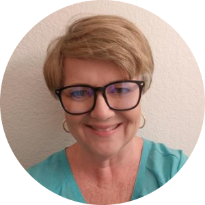 Margaret Clemons available notary in Clinton, OK - 73601