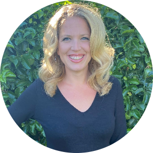 Justine Trimble available notary in Vista, CA - 92084