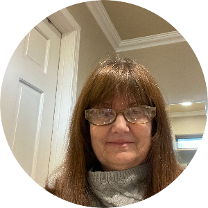 Patti Houston available notary in Auburn, CA - 95602