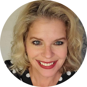 Beth Copes available notary in Santa Ana, CA - 92706