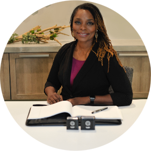 Yvonne  Palkowitsh  available notary in Austin, TX - 78745