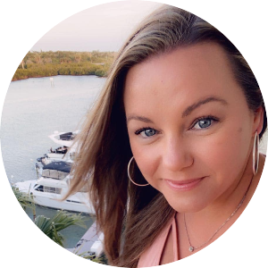 Janelle Creel available notary in Baytown, TX - 77521