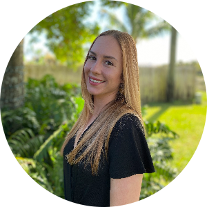 Nicole Crump available notary in Boynton Beach, FL - 33426