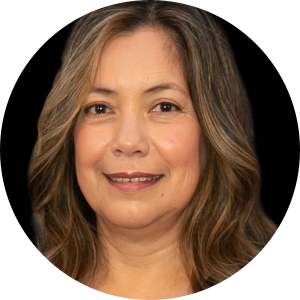 Hilda Medina available notary in San Diego , CA - 92114