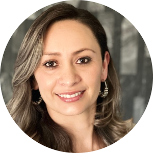 Ana M Hernandez available notary in Salinas, CA - 93901