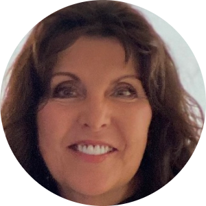 Mistie Rivera available notary in WESLEY CHAPEL, FL - 33544