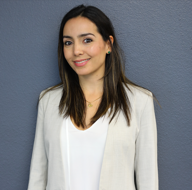 Claudia Patricia Lopez available notary in Los Angeles, CA - 90049