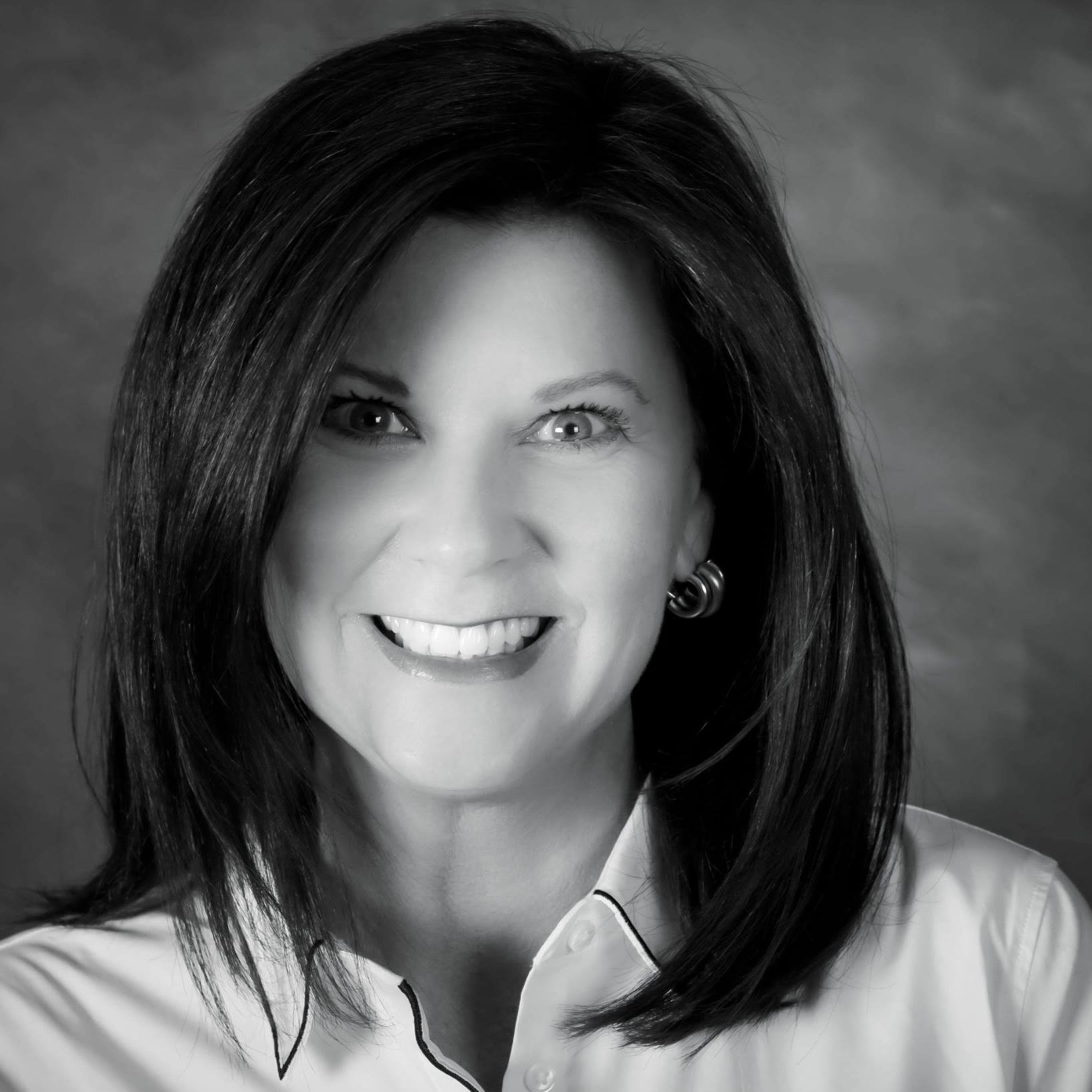 Michelle Rocchio available notary in Royal Oak, MI - 48067