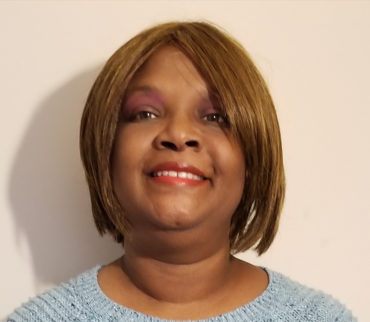 LaTrice Whitaker available notary in glen burnie, MD - 21060