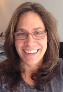 Molly Richardson available notary in Rancho Mirage, CA - 92270