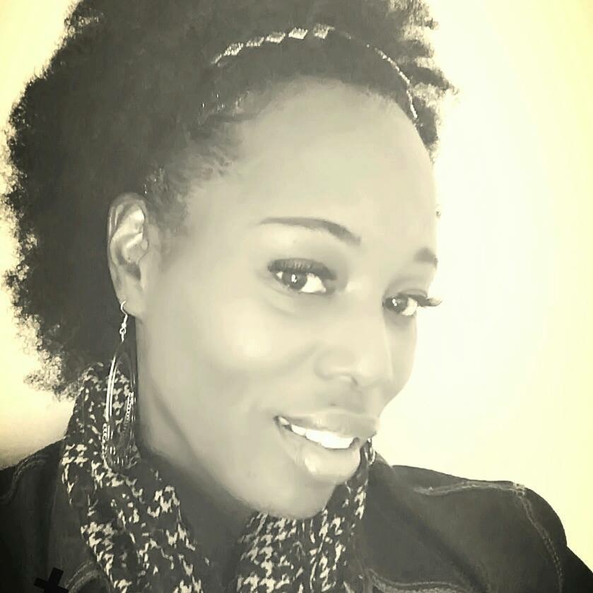 Donceletta  Bellamy available notary in Colorado Springs , CO - 80922