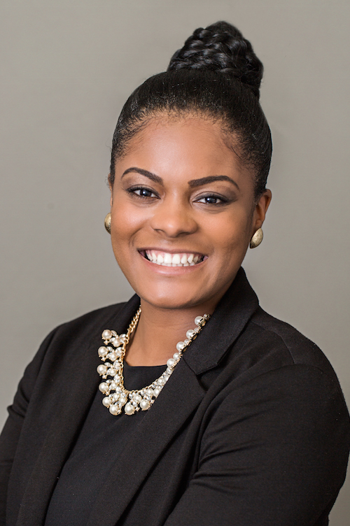 Alma Jackson available notary in Davis, CA - 95618