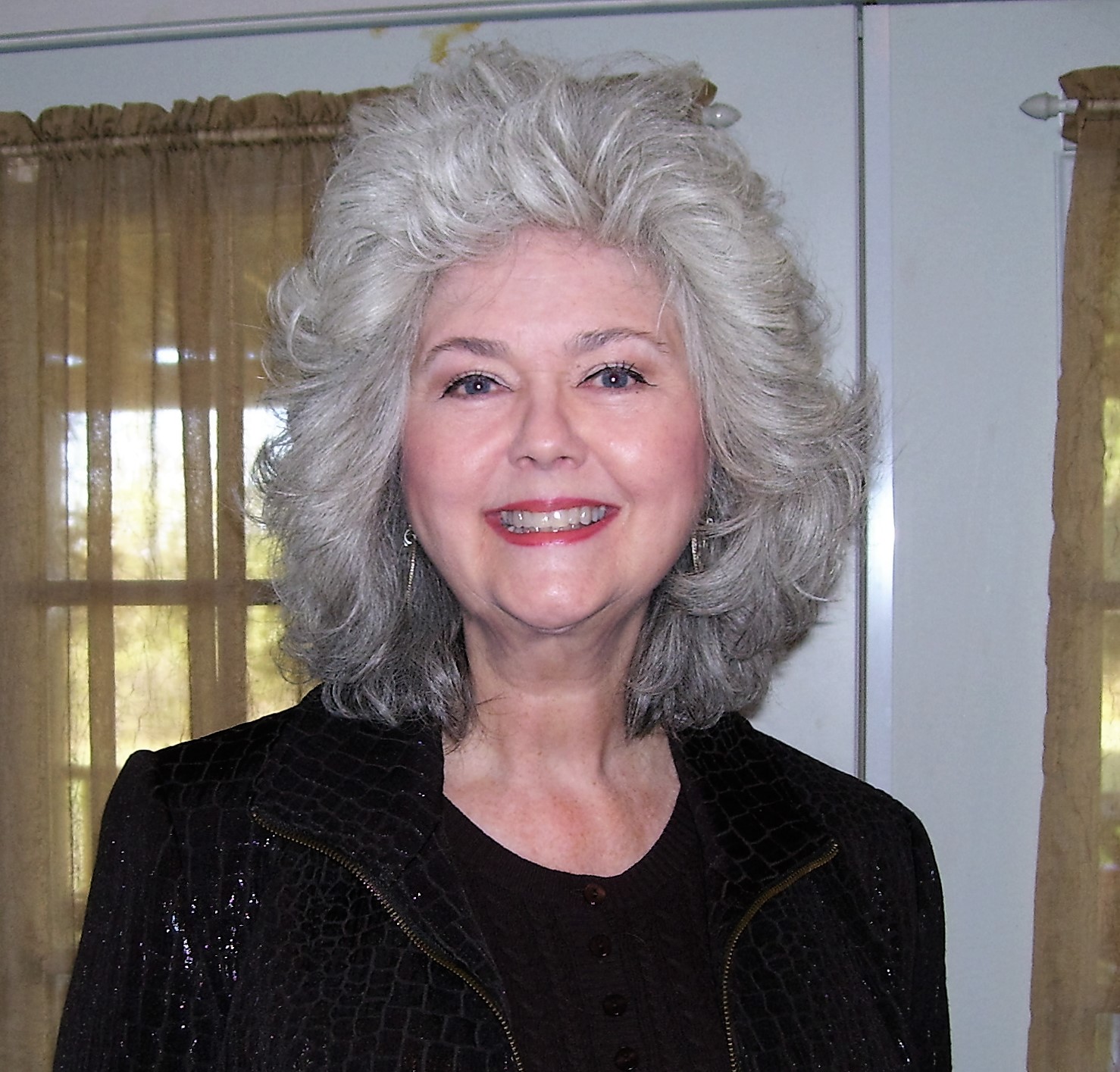 Beverly  Bowden available notary in Hudson Oaks, TX - 76086