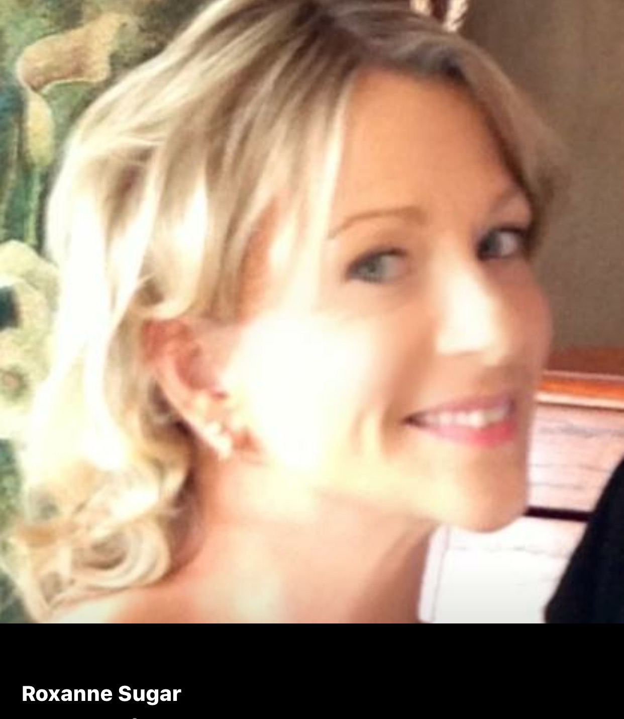 Roxanne Sugar available notary in Pittsburgh , PA - 15207