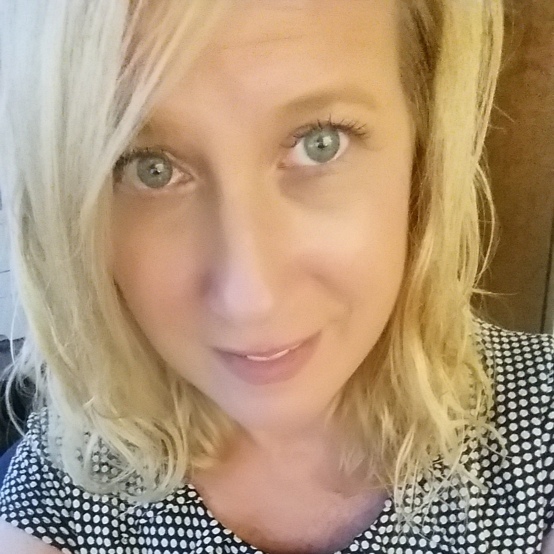 Delores Baucco available notary in Clearwater, FL - 33764